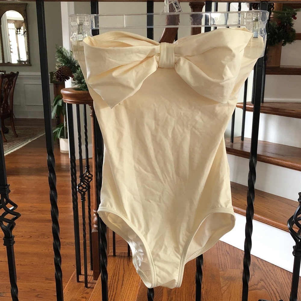 Kate Spade New York Women's Bow Swimsuit, Cream Size XS in Gently Used Condition - Picture 2 of 5